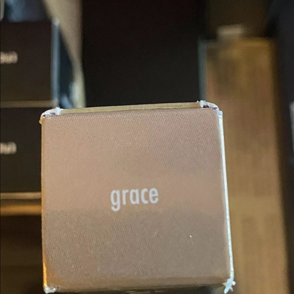 Stila Shimmer & Glow Liquid Eye Shadow (Grace) - Picture 5 of 8